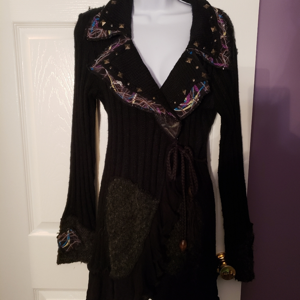 Colorful wrap sweater by sioni